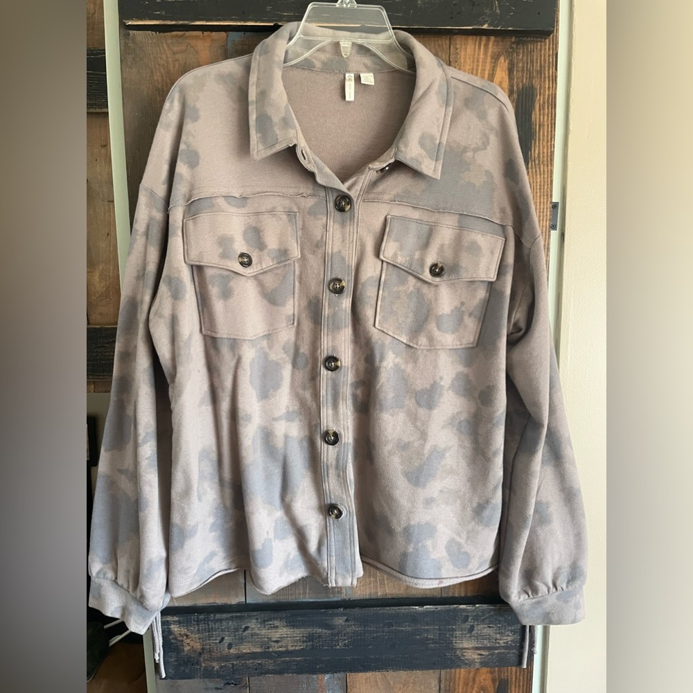 Women's Camouflage Button-Up Jacket fringe back and sleeves